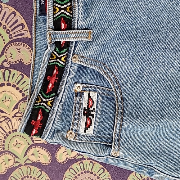 Super 90's Denim Mom Shorts Firebird Embroidery and Ribbon Detail - Picture 2 of 9